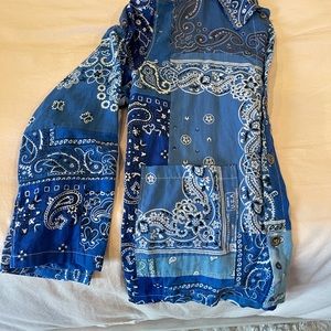 Blue Bandana Print light button up *BRAND NEW*